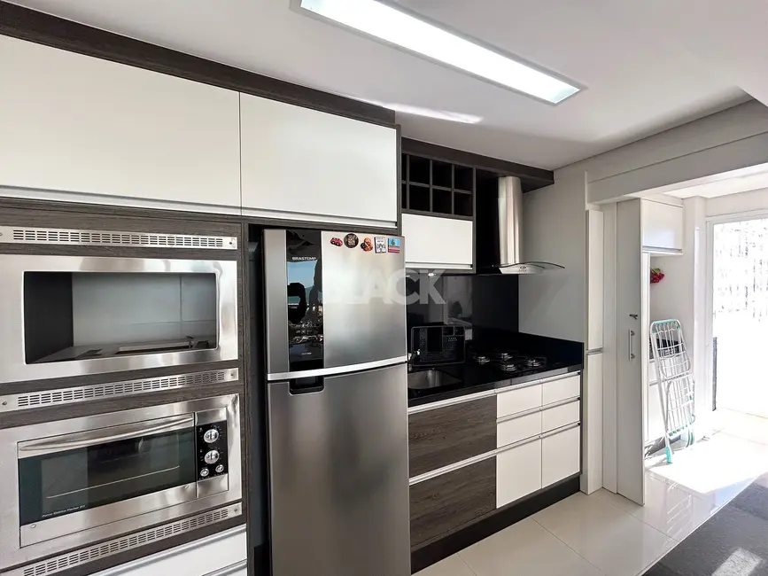 Cobertura com 3 quartos à venda, 213m2 em Torres - RS - imagem 5 Foto 5 de Cobertura com 3 quartos à venda, 213m2 em Torres - RS