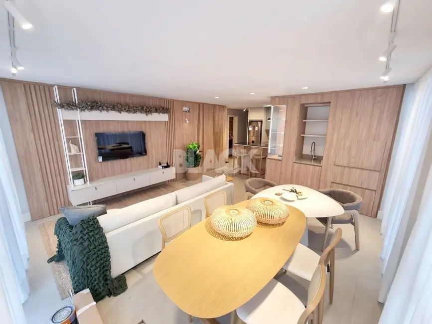 Foto 2 de Apartamento com 2 quartos à venda, 98m2 em Centro, Torres - RS