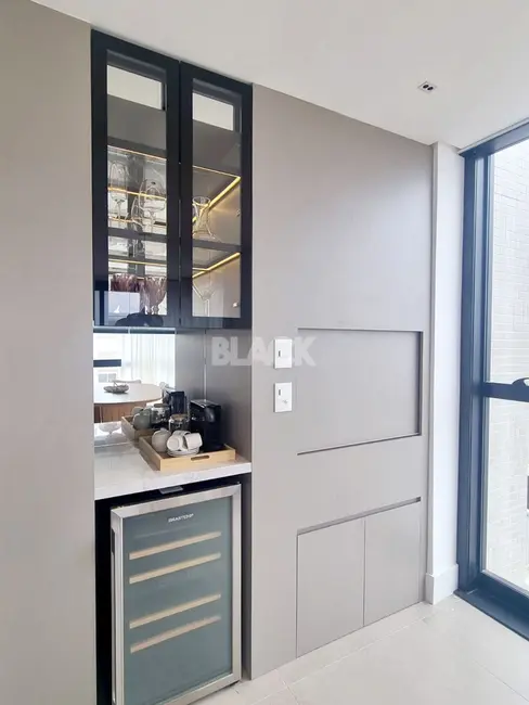 Apartamento com 2 quartos à venda, 98m2 em Centro, Torres - RS - imagem 5 Foto 5 de Apartamento com 2 quartos à venda, 98m2 em Centro, Torres - RS