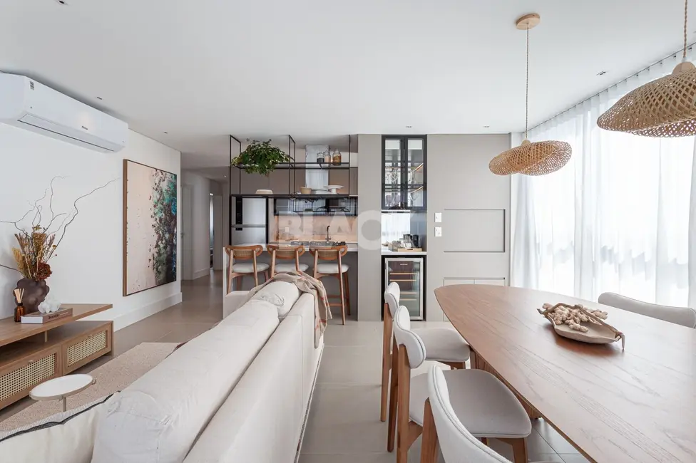 Apartamento com 2 quartos à venda, 98m2 em Centro, Torres - RS - imagem 4 Foto 4 de Apartamento com 2 quartos à venda, 98m2 em Centro, Torres - RS