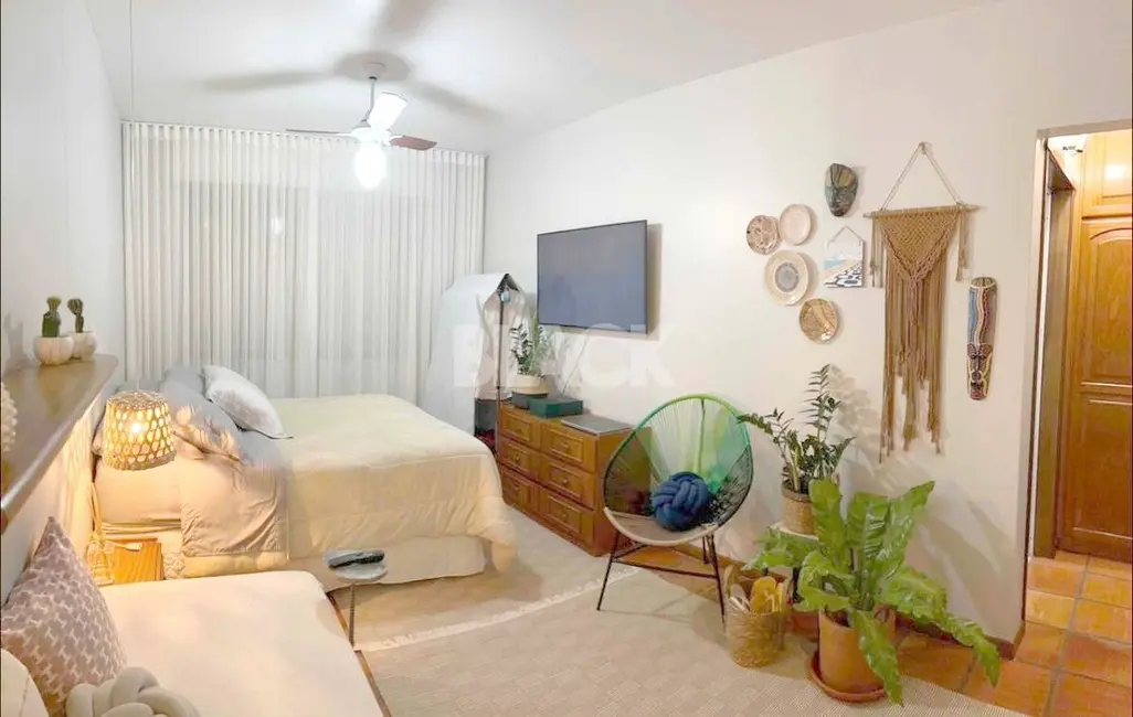 Foto 2 de Apartamento com 1 quarto à venda, 34m2 em Torres - RS