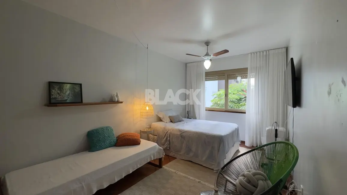 Foto 2 de Apartamento com 1 quarto à venda, 34m2 em Torres - RS