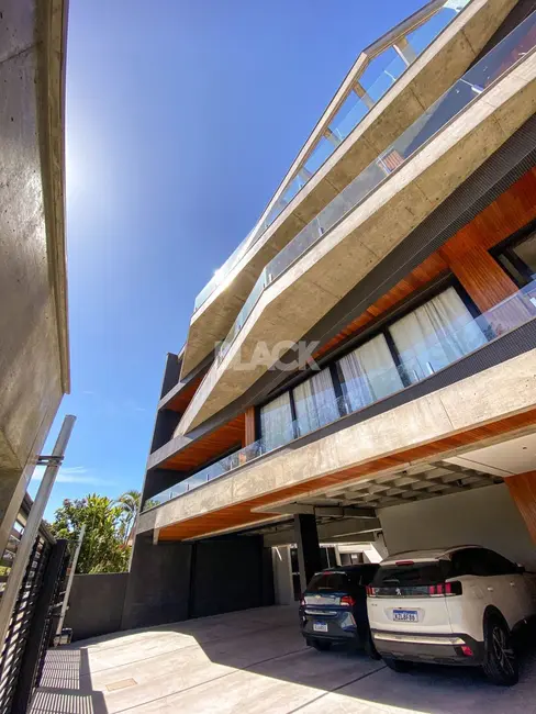 Foto 2 de Apartamento com 2 quartos à venda, 72m2 em Torres - RS