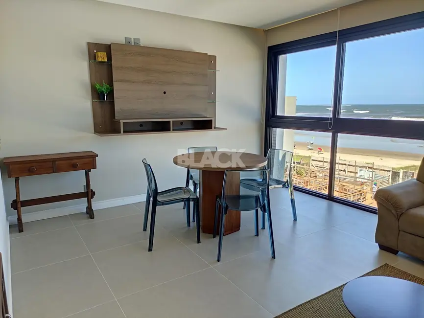 Apartamento com 2 quartos à venda, 72m2 em Torres - RS - imagem 8 Foto 8 de Apartamento com 2 quartos à venda, 72m2 em Torres - RS