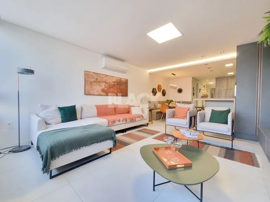 Apartamento com 3 quartos à venda, 119m2 em Torres - RS - imagem 2 Foto 2 de Apartamento com 3 quartos à venda, 119m2 em Torres - RS