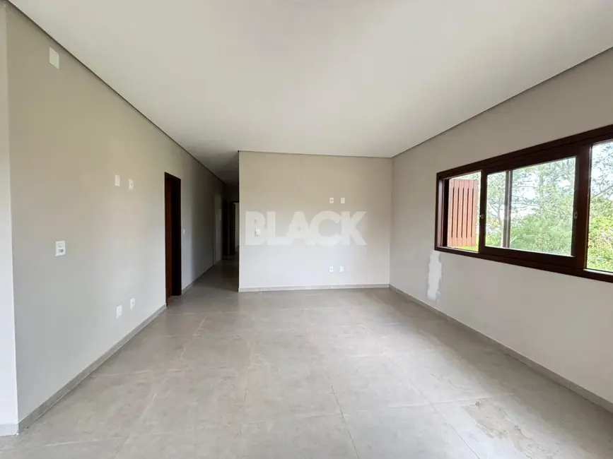 Foto 5 de Casa com 3 quartos à venda, 150m2 em Passo De Torres - SC