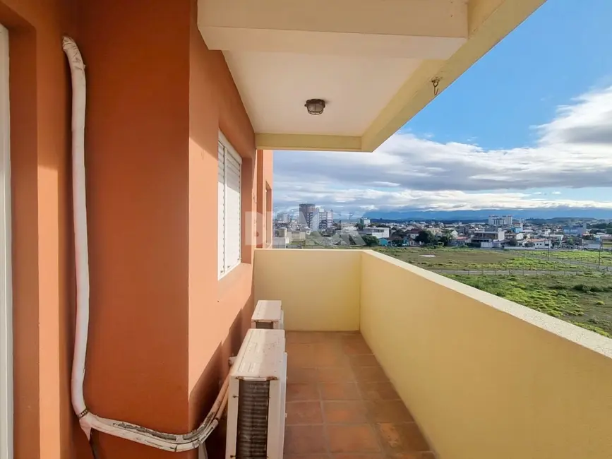Foto 9 de Apartamento com 2 quartos à venda, 76m2 em Torres - RS