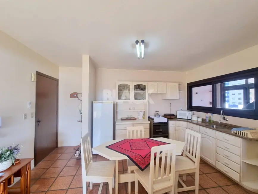 Foto 3 de Apartamento com 2 quartos à venda, 76m2 em Torres - RS