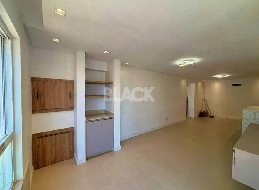 Foto 4 de Apartamento com 2 quartos à venda, 85m2 em Torres - RS