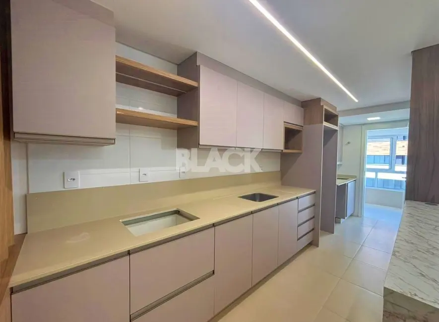 Foto 9 de Apartamento com 2 quartos à venda, 85m2 em Torres - RS