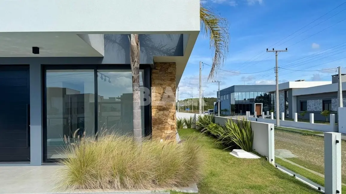 Foto 5 de Casa com 3 quartos à venda, 200m2 em Passo De Torres - SC