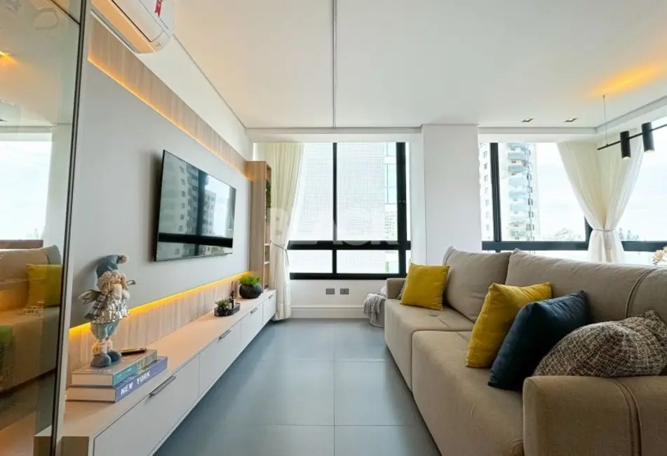 Apartamento com 2 quartos à venda, 81m2 em Torres - RS - imagem 1 Foto 1 de Apartamento com 2 quartos à venda, 81m2 em Torres - RS