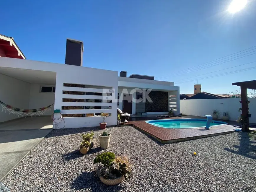 Foto 1 de Casa com 3 quartos à venda, 192m2 em Centro, Passo De Torres - SC