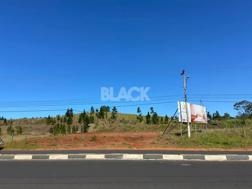 Foto 1 de Terreno / Lote à venda em Torres - RS