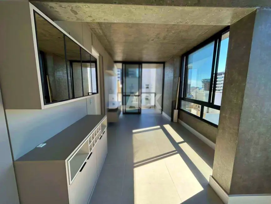 Foto 2 de Apartamento com 2 quartos à venda, 91m2 em Centro, Torres - RS