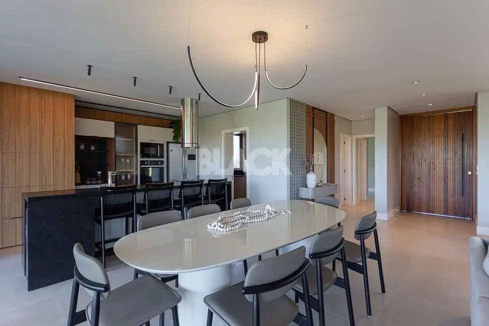 Casa de Condomínio com 4 quartos à venda, 368m2 em Torres - RS - imagem 3 Foto 3 de Casa de Condomínio com 4 quartos à venda, 368m2 em Torres - RS