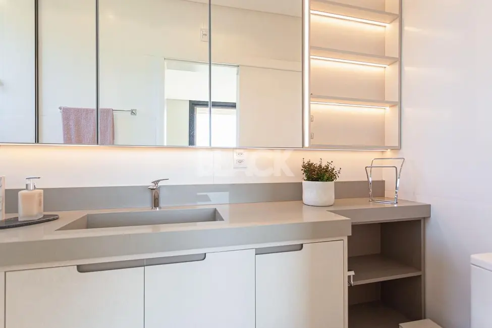 Casa de Condomínio com 4 quartos à venda, 368m2 em Torres - RS - imagem 9 Foto 9 de Casa de Condomínio com 4 quartos à venda, 368m2 em Torres - RS