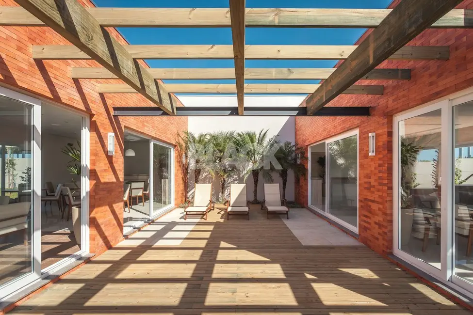 Foto 8 de Terreno / Lote à venda, 373m2 em Torres - RS