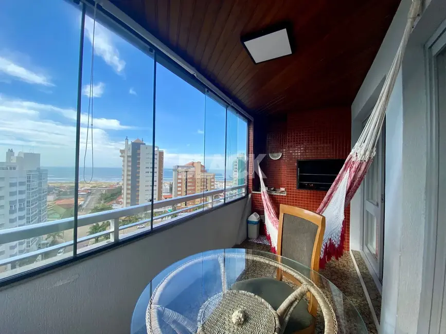 Foto 4 de Apartamento com 3 quartos à venda, 143m2 em Torres - RS