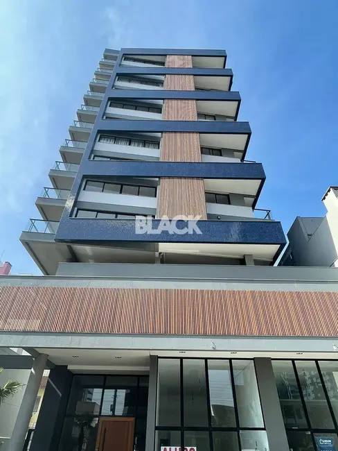 Foto 1 de Apartamento com 2 quartos para alugar, 72m2 em Centro, Torres - RS