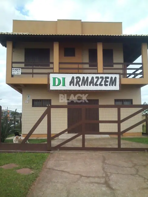 Foto 1 de Casa com 3 quartos à venda, 230m2 em Torres - RS