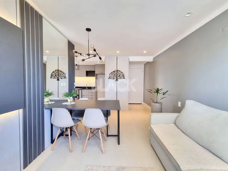 Foto 3 de Apartamento com 1 quarto à venda, 45m2 em Centro, Torres - RS