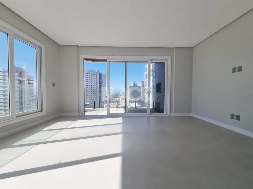 Apartamento com 3 quartos à venda, 106m2 em Torres - RS - imagem 6 Foto 6 de Apartamento com 3 quartos à venda, 106m2 em Torres - RS