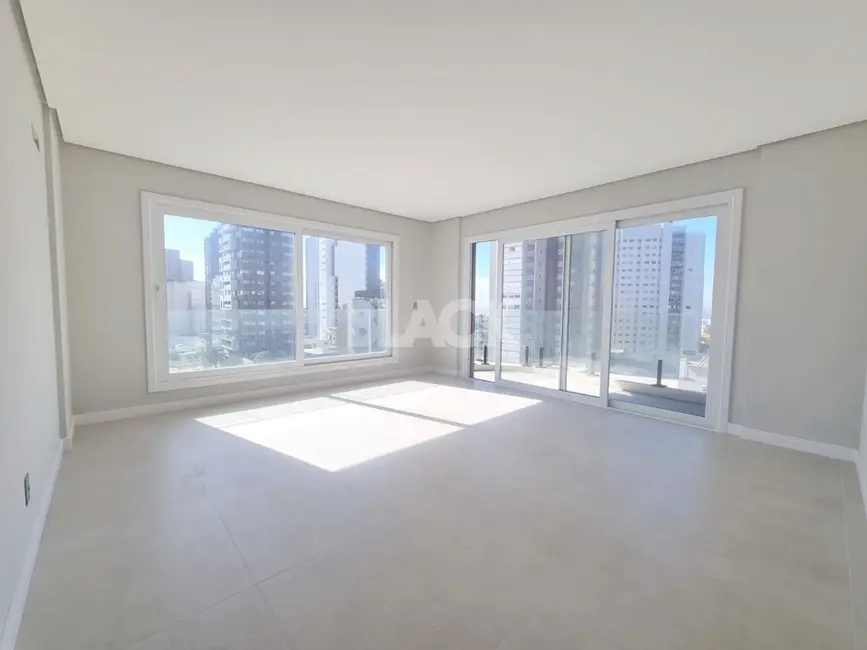 Foto 1 de Apartamento com 3 quartos à venda, 106m2 em Torres - RS