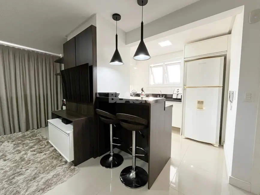 Foto 8 de Apartamento com 2 quartos à venda, 77m2 em Centro, Torres - RS