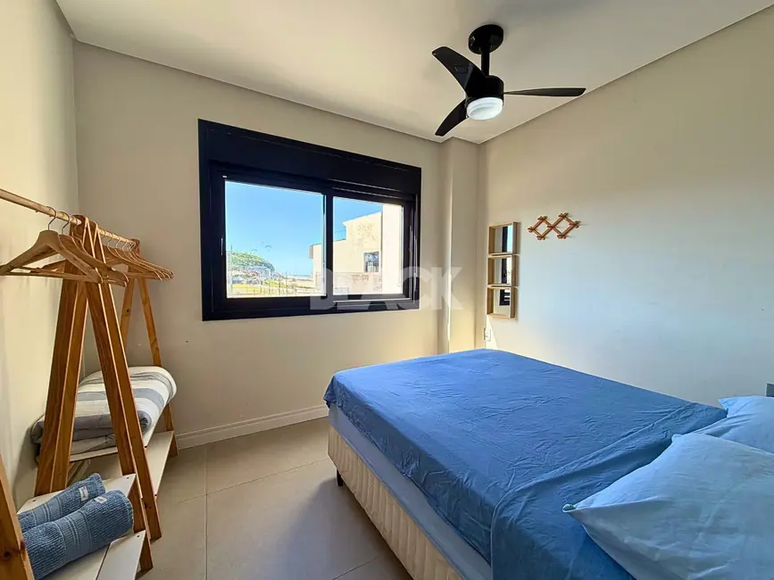 Foto 9 de Apartamento com 2 quartos à venda, 74m2 em Torres - RS
