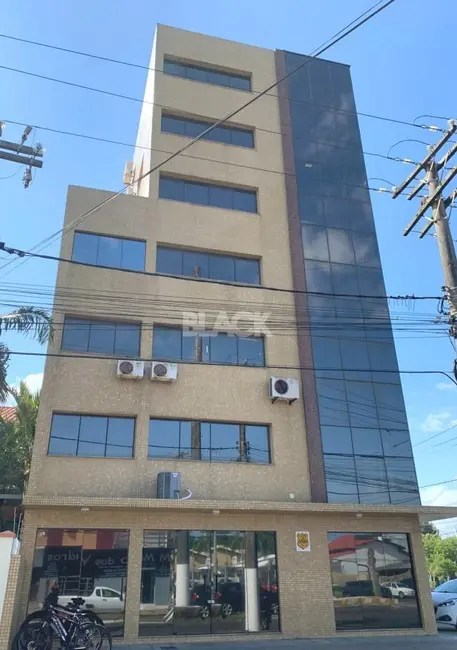 Foto 1 de Sala Comercial com 1 quarto à venda, 49m2 em Torres - RS