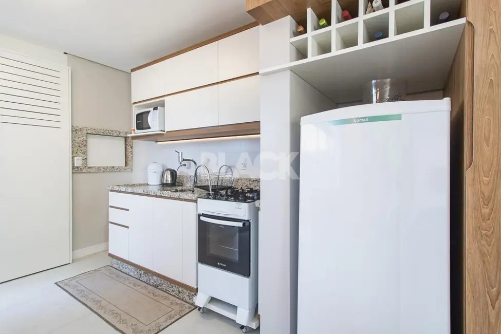 Sobrado com 2 quartos à venda, 96m2 em Torres - RS - imagem 4 Foto 4 de Sobrado com 2 quartos à venda, 96m2 em Torres - RS
