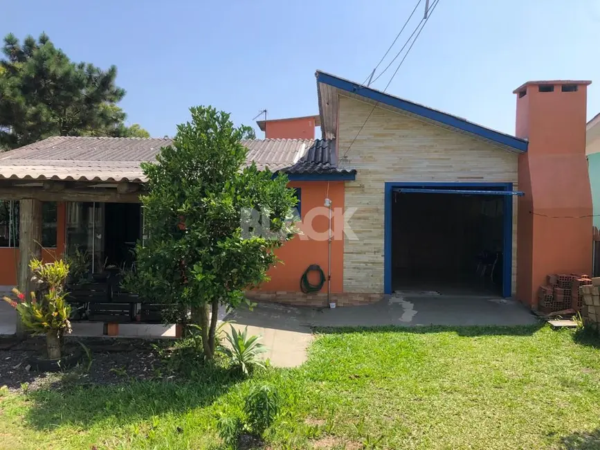Foto 1 de Casa com 3 quartos à venda, 150m2 em Passo De Torres - SC