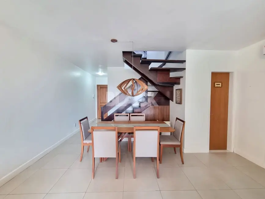 Foto 6 de Cobertura com 3 quartos à venda, 145m2 em Torres - RS