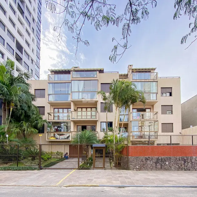 Foto 1 de Cobertura com 3 quartos à venda, 145m2 em Torres - RS