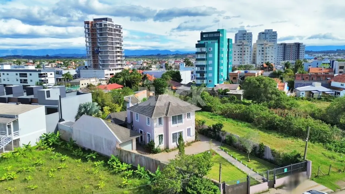 Foto 7 de Casa com 5 quartos à venda, 250m2 em Torres - RS