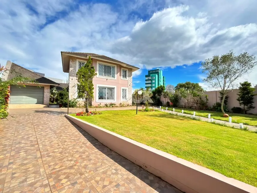 Foto 3 de Casa com 5 quartos à venda, 250m2 em Torres - RS