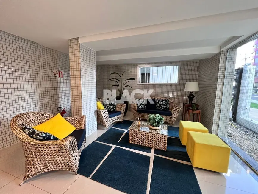 Apartamento com 4 quartos à venda, 182m2 em Torres - RS - imagem 2 Foto 2 de Apartamento com 4 quartos à venda, 182m2 em Torres - RS