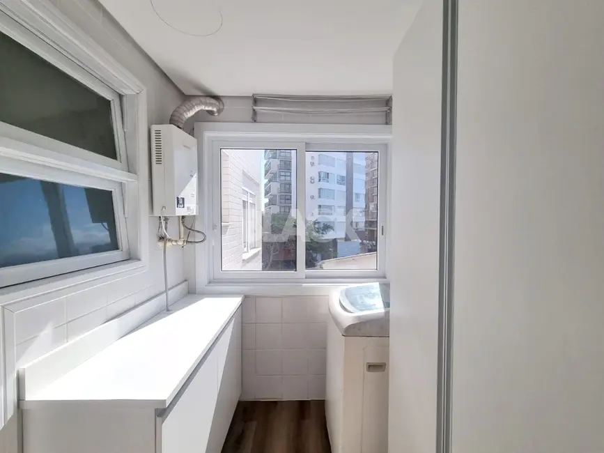 Foto 6 de Apartamento com 3 quartos à venda, 134m2 em Torres - RS