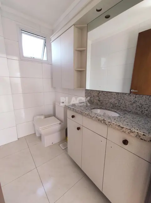 Apartamento com 2 quartos à venda, 88m2 em Centro, Torres - RS - imagem 3 Foto 3 de Apartamento com 2 quartos à venda, 88m2 em Centro, Torres - RS