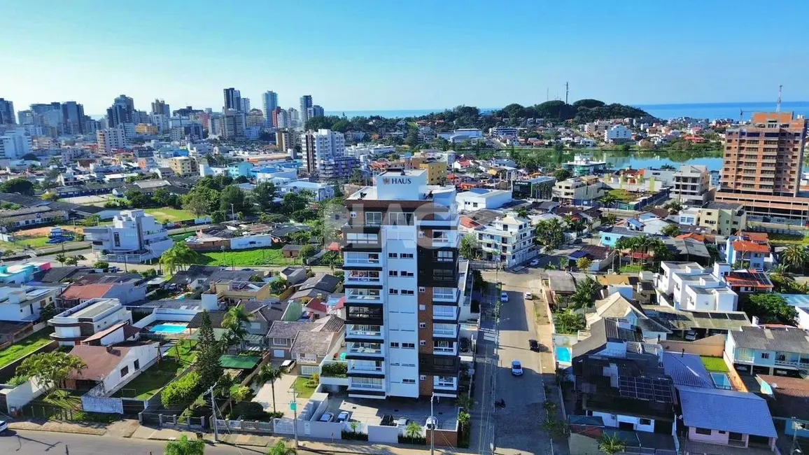 Foto 2 de Apartamento com 2 quartos à venda, 72m2 em Torres - RS