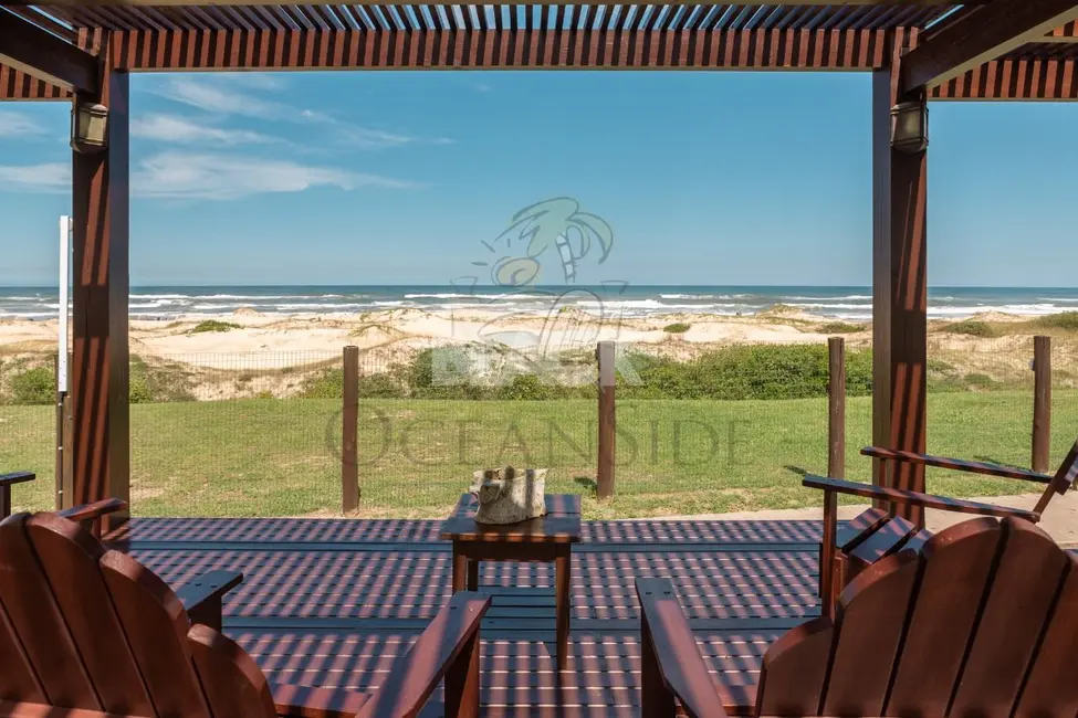 Foto 1 de Terreno / Lote à venda, 480m2 em Torres - RS