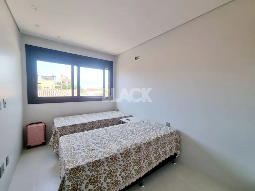 Foto 4 de Apartamento com 3 quartos à venda, 110m2 em Torres - RS