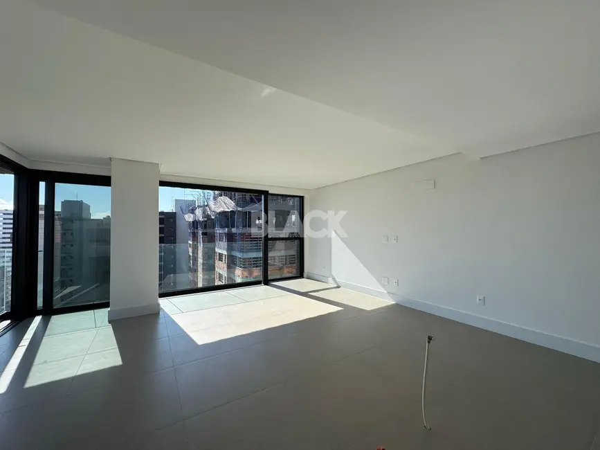 Apartamento com 2 quartos à venda, 88m2 em Centro, Torres - RS - imagem 8 Foto 8 de Apartamento com 2 quartos à venda, 88m2 em Centro, Torres - RS