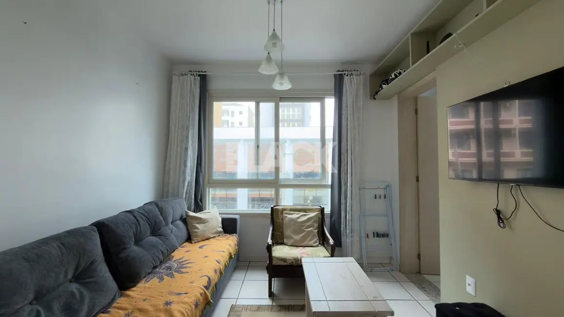 Foto 6 de Apartamento com 2 quartos à venda, 53m2 em Torres - RS