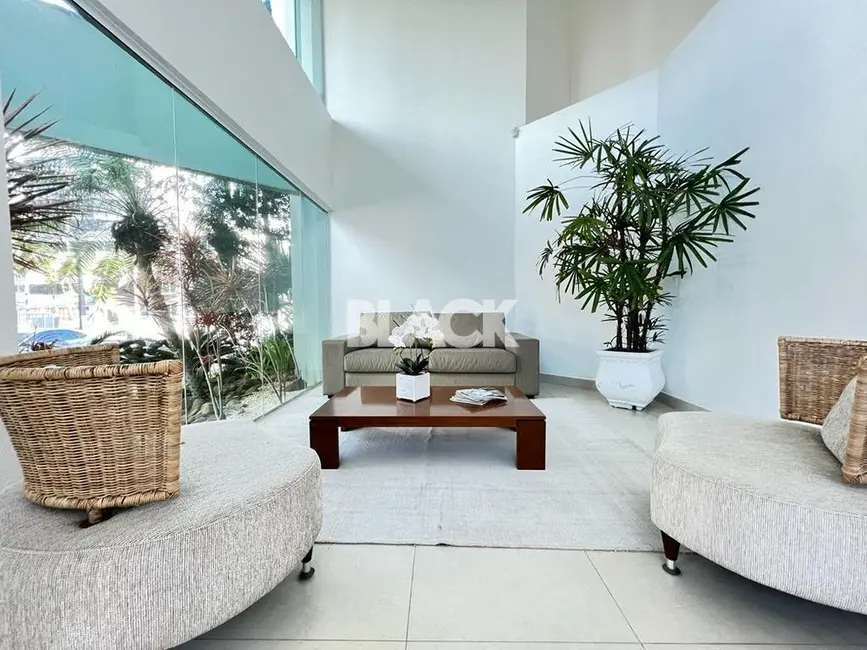 Apartamento com 4 quartos à venda, 264m2 em Torres - RS - imagem 5 Foto 5 de Apartamento com 4 quartos à venda, 264m2 em Torres - RS