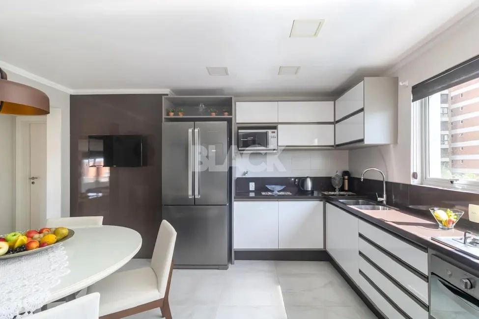 Apartamento com 4 quartos à venda, 264m2 em Torres - RS - imagem 7 Foto 7 de Apartamento com 4 quartos à venda, 264m2 em Torres - RS