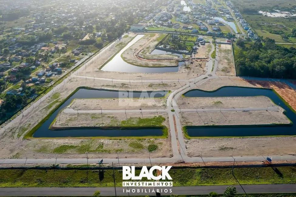 Foto 4 de Terreno / Lote à venda, 360m2 em Torres - RS