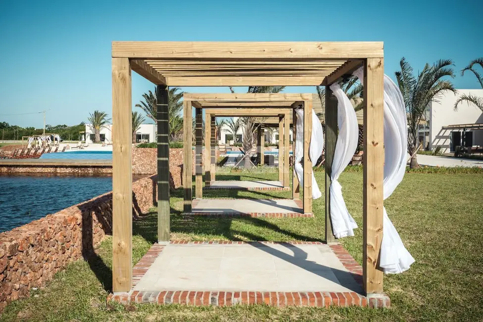 Foto 7 de Terreno / Lote à venda, 420m2 em Torres - RS