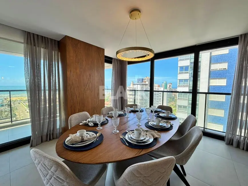 Foto 2 de Apartamento com 3 quartos à venda, 220m2 em Torres - RS